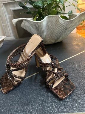 H&M Brown Snake-Print Knotted Strappy Block Heel Sandals